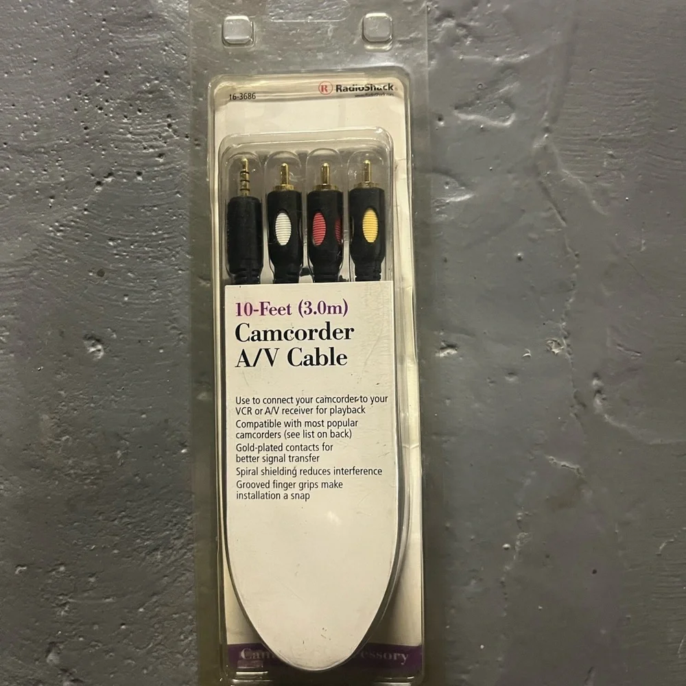 NEW RadioShack 10-Feet Camcorder A/V Cable 16-3686